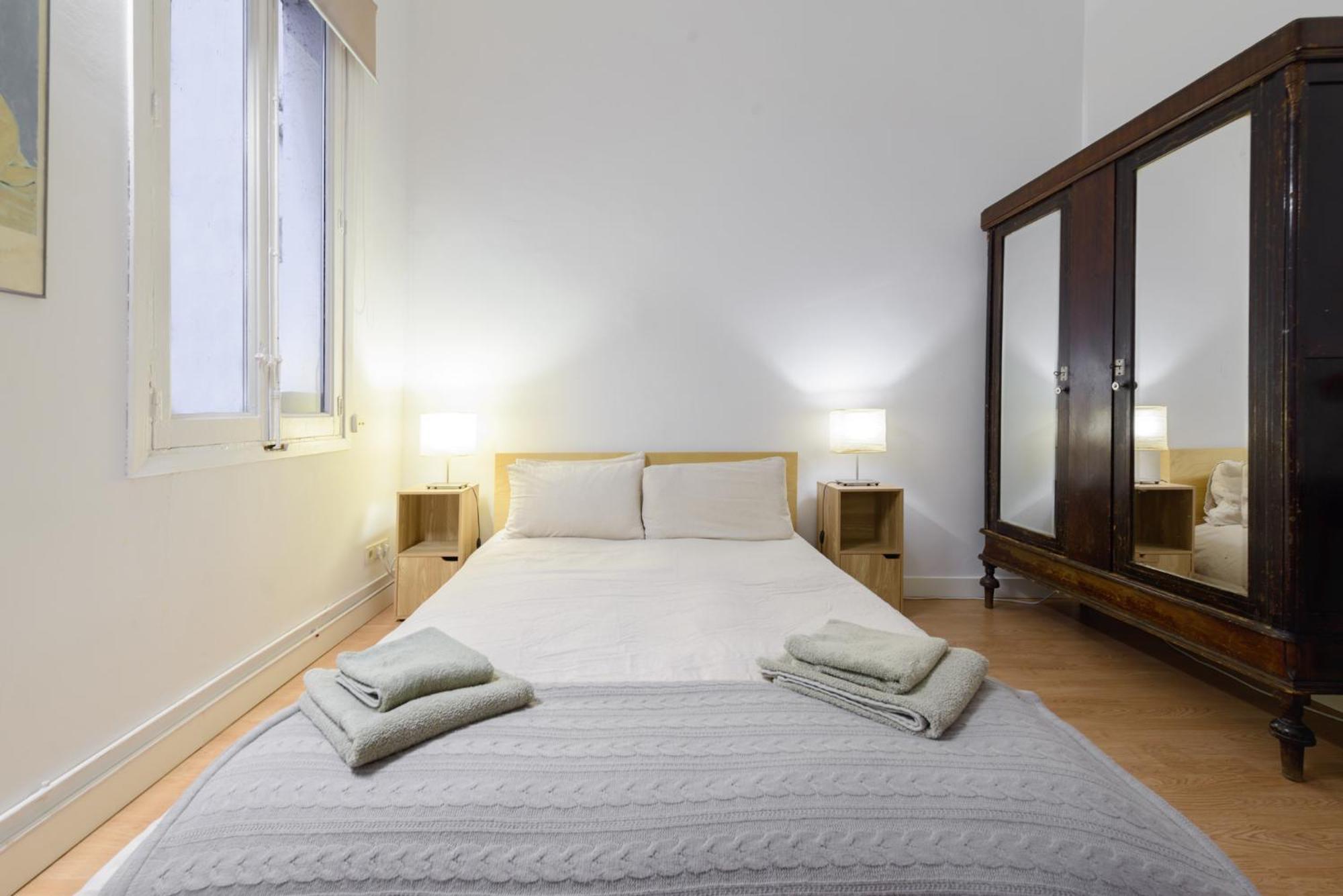 Gran Via-Sol Spacious Apartment 3 Bedrooms & 2 Wcs Madrid Buitenkant foto